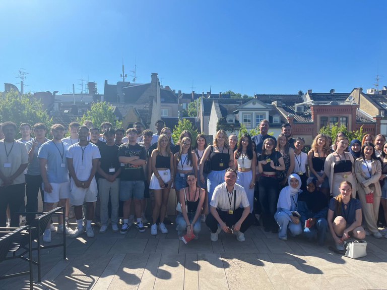 Gruppenfoto-1.jpg Gruppenfoto-1.jpg