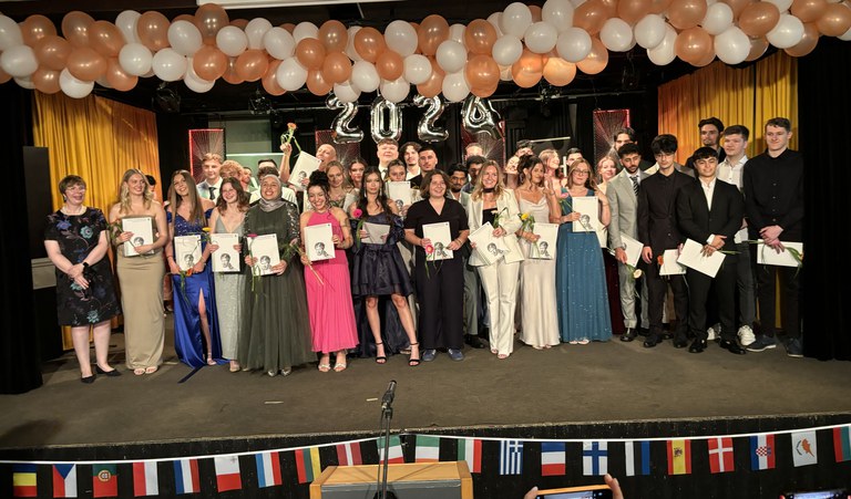 Gruppenfoto Abi.jpg Gruppenfoto Abi.jpg